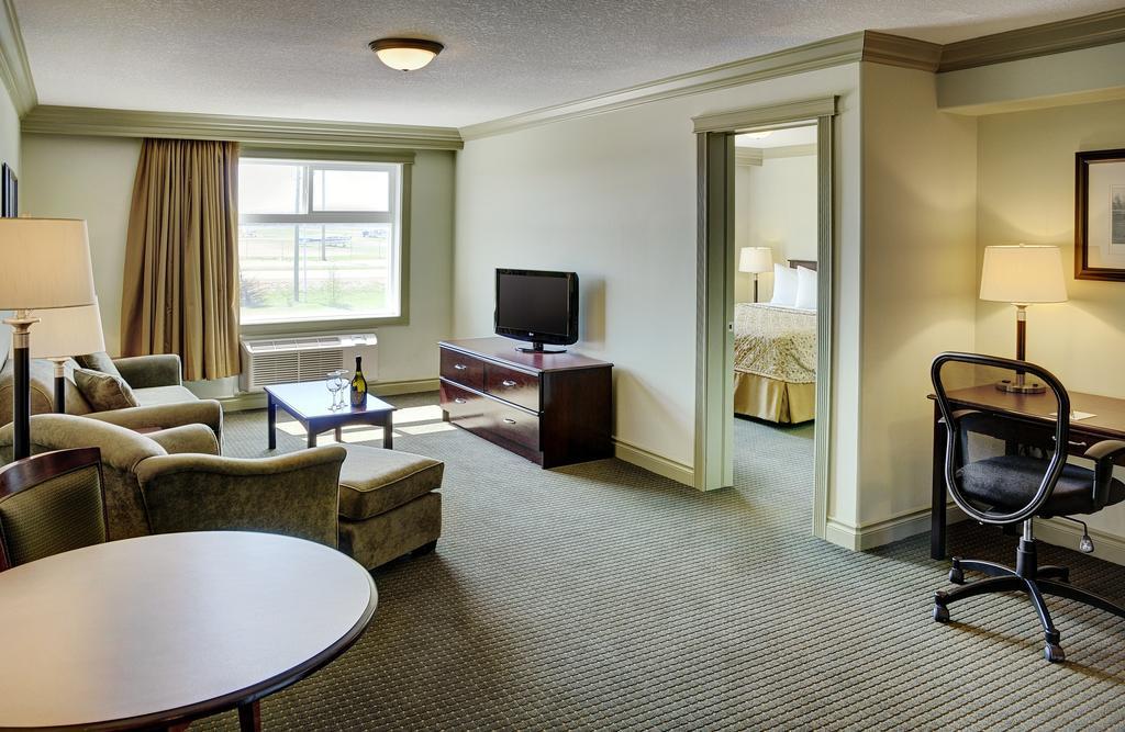 Chateau Nova Hotel Fort Mcmurray Cameră foto