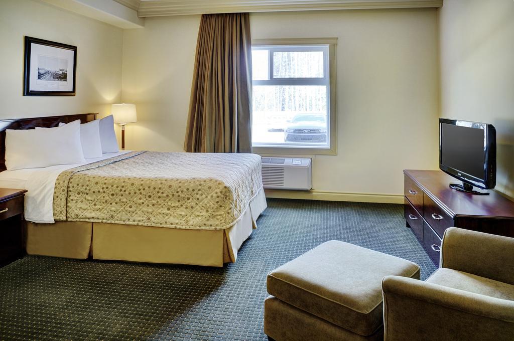 Chateau Nova Hotel Fort Mcmurray Cameră foto